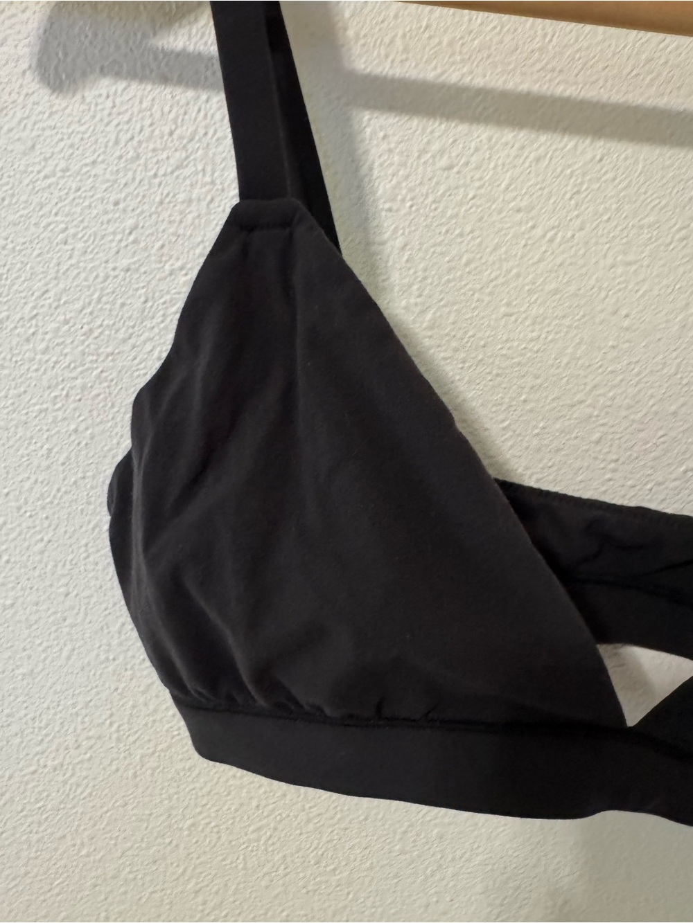 Skims Triangle Bralette Fits Everybody Onyx Second-Skin Minimalist-Medium - Picture 4 of 9